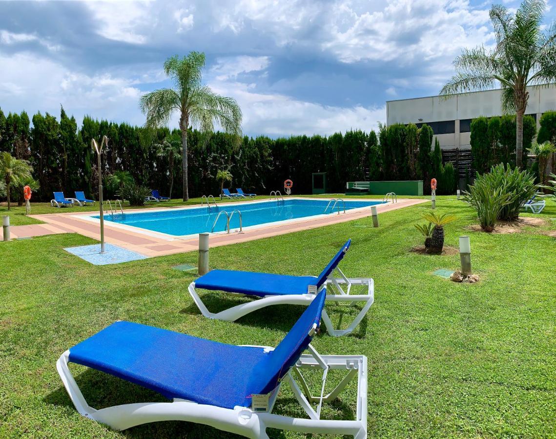 Ramada By Wyndham Valencia Almussafes Ξενοδοχείο Εξωτερικό φωτογραφία