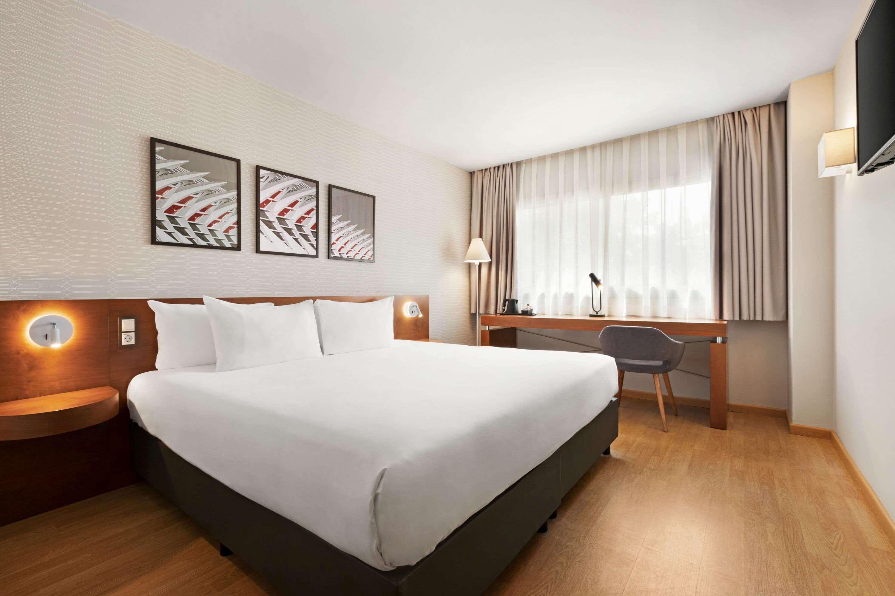 Ramada By Wyndham Valencia Almussafes Ξενοδοχείο Εξωτερικό φωτογραφία