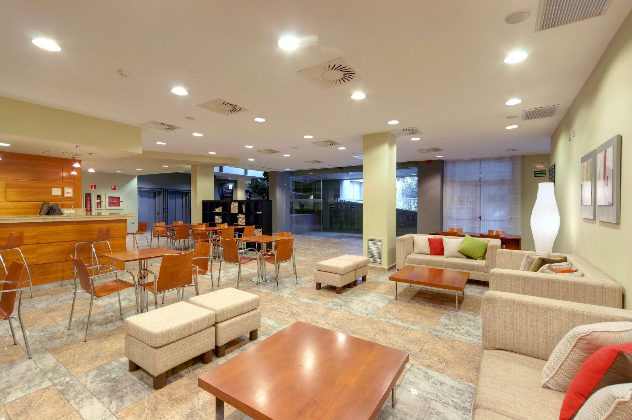 Ramada By Wyndham Valencia Almussafes Ξενοδοχείο Εξωτερικό φωτογραφία