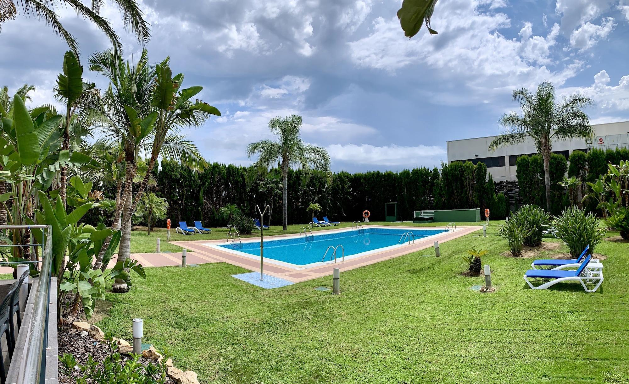 Ramada By Wyndham Valencia Almussafes Ξενοδοχείο Εξωτερικό φωτογραφία